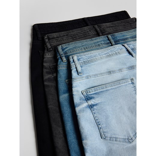 Spodenki męskie niebieskie Reserved na lato 