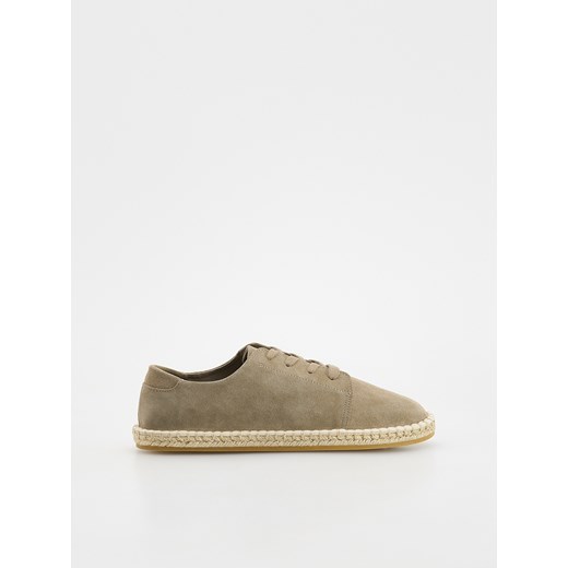 Reserved - Zamszowe espadryle - brązowy ze sklepu Reserved w kategorii Espadryle męskie - zdjęcie 179731119