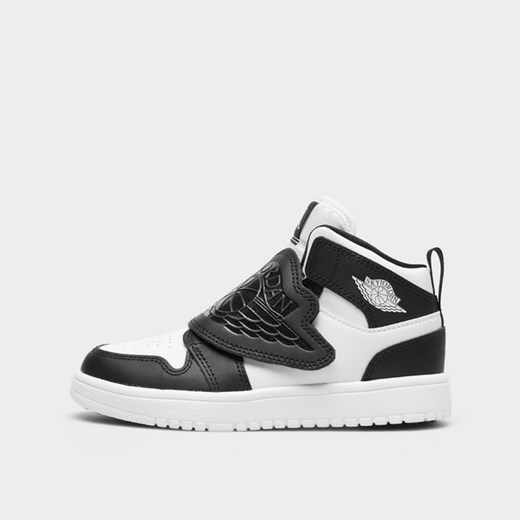 SKY JORDAN ze sklepu JD Sports  w kategorii Buty sportowe dziecięce - zdjęcie 179738119