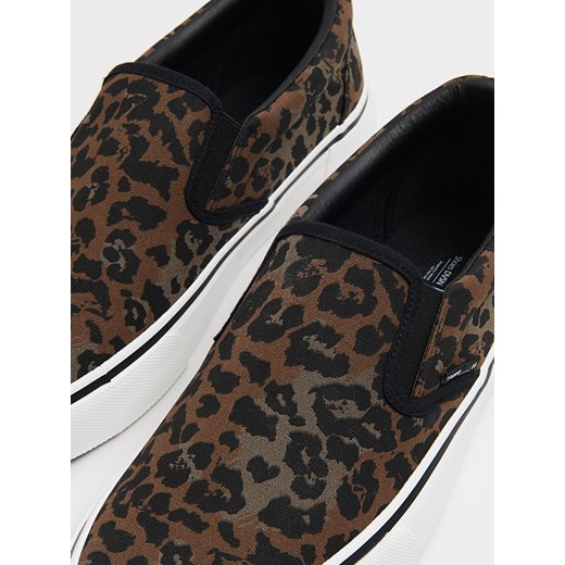 Cropp - Trampki w panterkę - zielony Cropp 44 Cropp