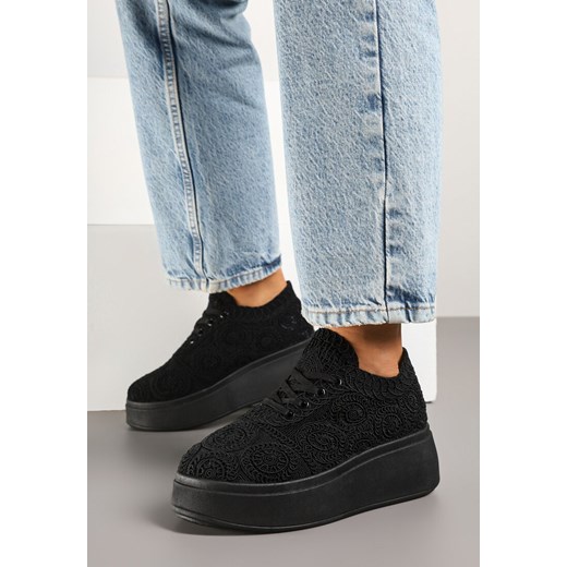 Czarne Sneakersy w Stylu Tenisówek na Platformie z Szydełkową Cholewką Filusenia ze sklepu born2be.pl w kategorii Buty sportowe damskie - zdjęcie 179749555