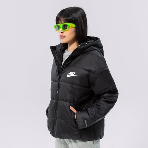 NIKE SWOOSH PADDED JACKET ze sklepu Sizeer w kategorii Kurtki damskie - zdjęcie 179757545