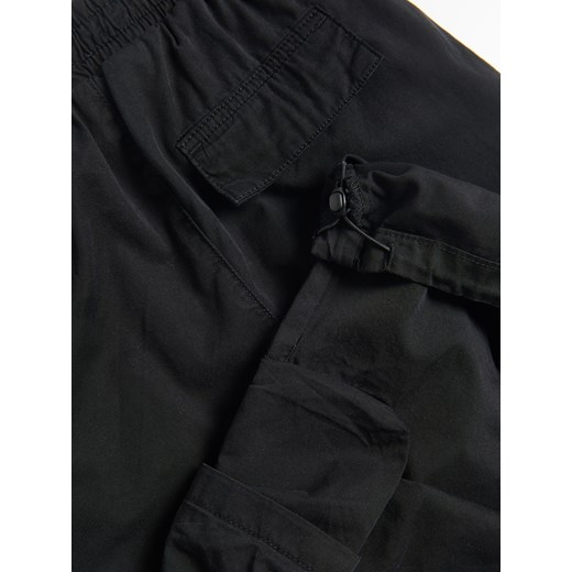 Spodnie chłopięce czarne Reserved 