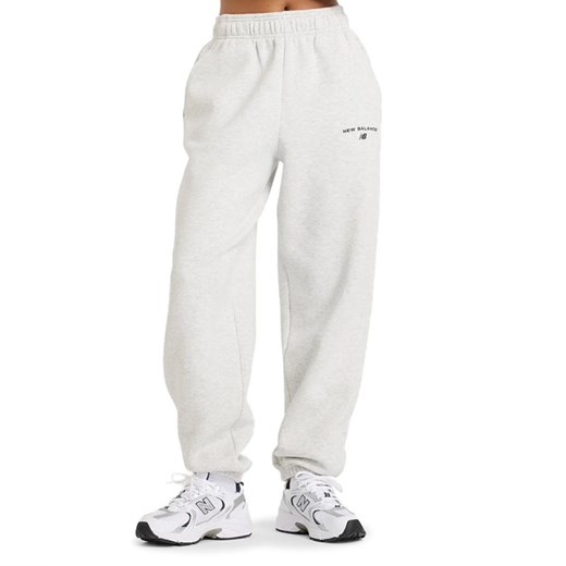 Spodnie męskie New Balance WP51500AHH - szare ze sklepu streetstyle24.pl w kategorii Spodnie damskie - zdjęcie 179760816