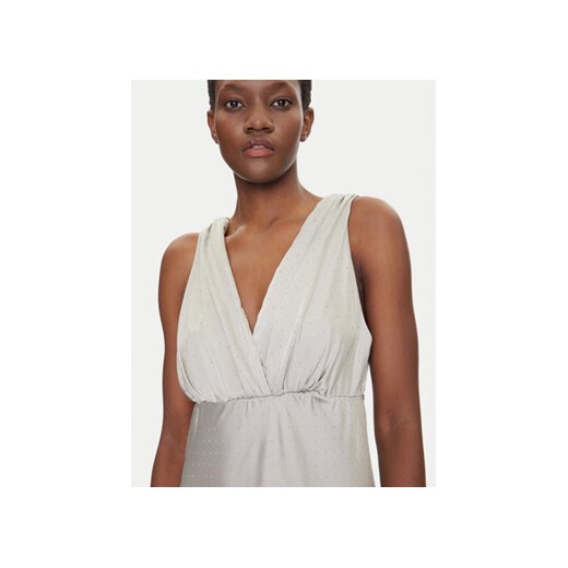 Sukienka biała Dixie z dekoltem w literę v na ramiączkach maxi 