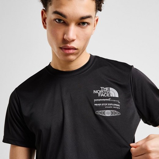 THE NORTH FACE T-SHIRT GFX PERF T BLK/REF ze sklepu JD Sports  w kategorii T-shirty męskie - zdjęcie 179766856