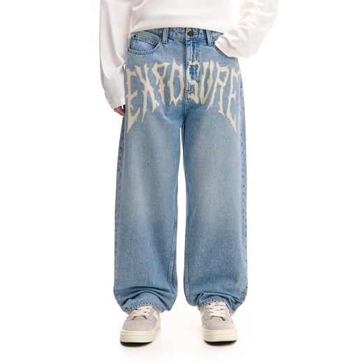 Cropp - Jeansy super baggy z napisem - niebieski ze sklepu Cropp w kategorii Jeansy męskie - zdjęcie 179778108