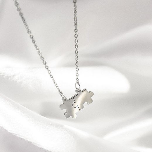 Naszyjnik damski Puzzle srebrny na prezent ze sklepu otien.com w kategorii Naszyjniki - zdjęcie 179802695