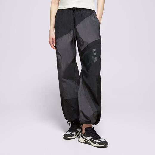 NIKE SPODNIE W NSW STREET WVN OH PANT ze sklepu Sizeer w kategorii Spodnie damskie - zdjęcie 179822065