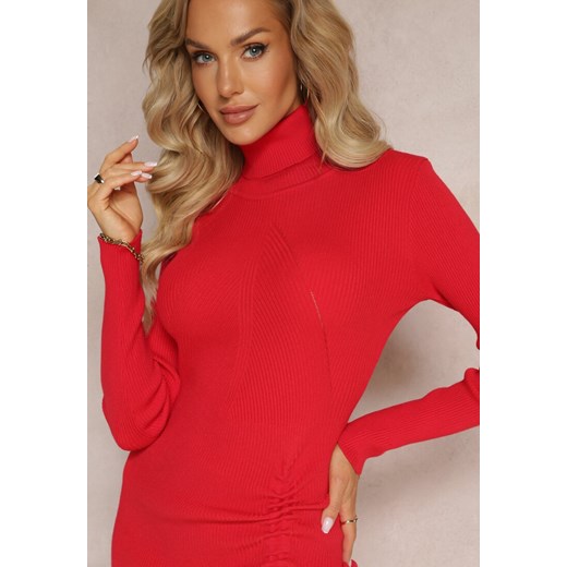 Czerwona Sweterkowa Sukienka Midi z Rozcięciem Ściąganym Troczkiem i Golfem Renee ONE SIZE wyprzedaż renee.pl