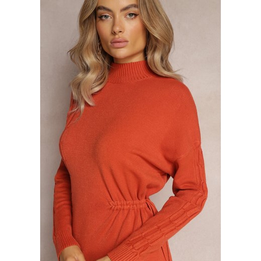 Pomarańczowa Mini Pudełkowa Sukienka ze Sznurkiem w Talii oraz Półgolfem Agaira Renee M wyprzedaż renee.pl