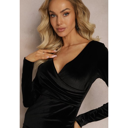 Czarna Drapowana Sukienka Mini z Weluru z Kopertowym Dekoltem Alliuma Renee M renee.pl
