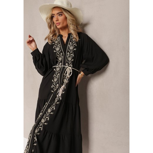 Czarna Midi Sukienka o Trapezowym Kroju z Ozdobnymi Haftami w Stylu Boho Tactila Renee M wyprzedaż renee.pl