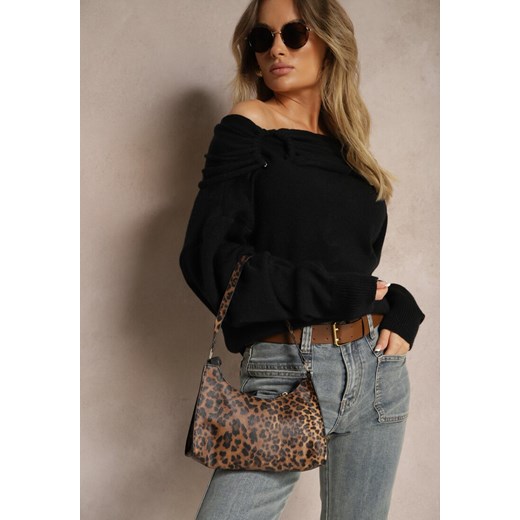 Czarny Sweter Off Shoulder z Wiskozą z Ozdobnym Marszczeniem przy Dekolcie Nelilda ze sklepu renee.pl w kategorii Swetry damskie - zdjęcie 179924135