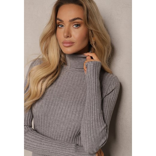 Szara Dopasowana Prążkowana Sukienka Sweterkowa z Golfem Wełną Bawełną i Renee M promocyjna cena renee.pl