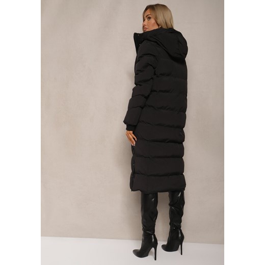 Czarna Pikowana Kurtka o Długim Kroju z Kapturem i Ściągaczami Zapinana z Boku Renee L promocja renee.pl