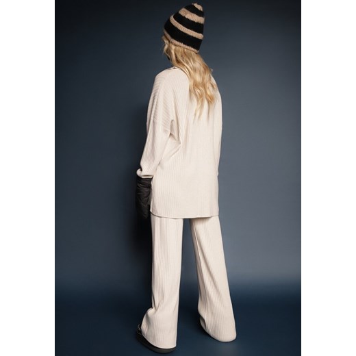 Jasnobeżowy Komplet z Prążkowanej Dzianiny z Wiskozą Sweter z Kołnierzem i Renee ONE SIZE wyprzedaż renee.pl