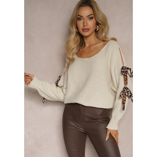 Beżowy Nietoperzowy Sweter z Moherem Ozdobiony Wiązaniami w Panterkowy Print Semitha ze sklepu renee.pl w kategorii Swetry damskie - zdjęcie 179940079