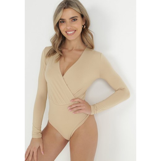 Jasnobeżowe Body Adothee ze sklepu born2be.pl w kategorii Body damskie - zdjęcie 179992449