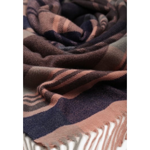 Różowo-Czarny Szalik z Bawełny i Wiskozy Ozdobiony Klasyczną Kratą i Frędzlami ONE SIZE wyprzedaż born2be.pl