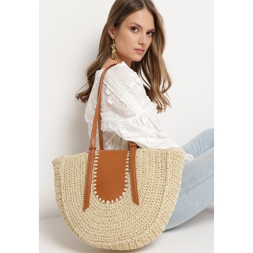 Jasnobeżowa Plażowa Torebka Typu Shopper z Ozdobnej Plecionki z Dwoma Regulowanymi Paskami Karsaia ze sklepu born2be.pl w kategorii Torby letnie - zdjęcie 180047815