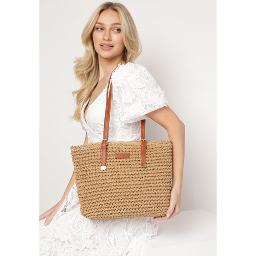 Ciemnobeżowa Torebka Shopper z Plecionki z Rączkami z Ekoskóry Buxara ze sklepu born2be.pl w kategorii Torby letnie - zdjęcie 180047927