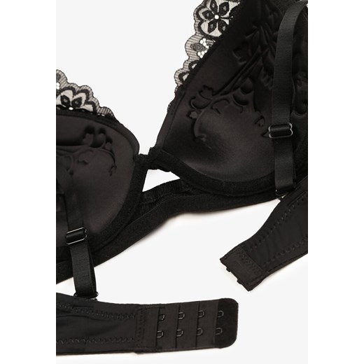 Czarny Biustonosz o Koronkowym Wykończeniu Brenena 85B promocyjna cena born2be.pl