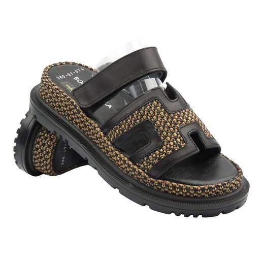 Skórzane klapki damskie na ozdobnej platformie czarne Bombonella 767.306 ze sklepu ulubioneobuwie w kategorii Klapki damskie - zdjęcie 180167508