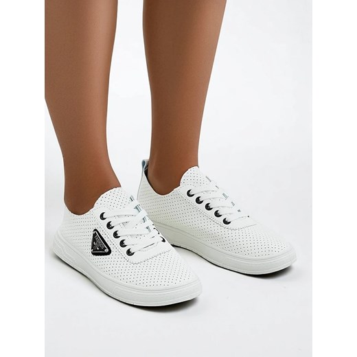 Royalfashion Ażurowe sportowe buty damskie Friazz ze sklepu royalfashion.pl w kategorii Buty sportowe damskie - zdjęcie 180180425