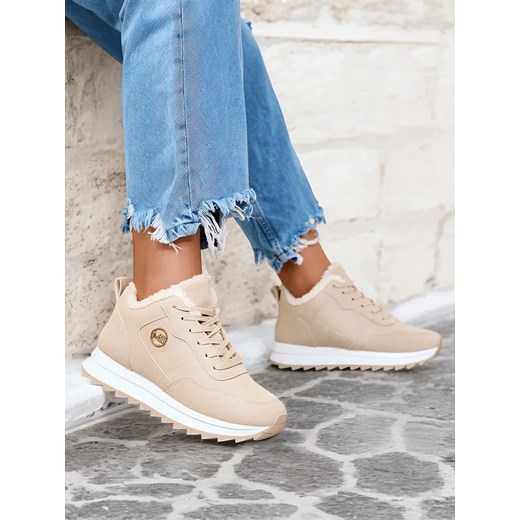 Royalfashion Beżowe buty sportowe damskie z ociepleniem Lahho ze sklepu royalfashion.pl w kategorii Buty sportowe damskie - zdjęcie 180180779