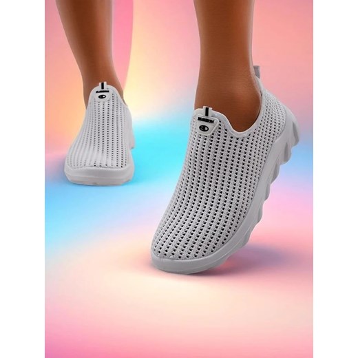 Royalfashion Wsuwane damskie materiałowe buty sportowe Erra ze sklepu royalfashion.pl w kategorii Buty sportowe damskie - zdjęcie 180187898