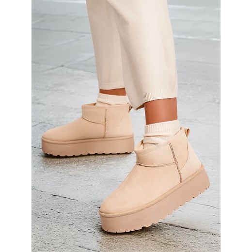 Royalfashion Buty a'la śniegowce damskie na platformie Dagodo ze sklepu royalfashion.pl w kategorii Śniegowce damskie - zdjęcie 180189586