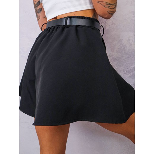 SZORTY MATERIAŁOWE Z SZEROKIMI NOGAWKAMI+ PASEK- CZARNE Olika uniwersalny olika.com.pl