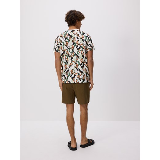 T-shirt męski Reserved z krótkim rękawem 