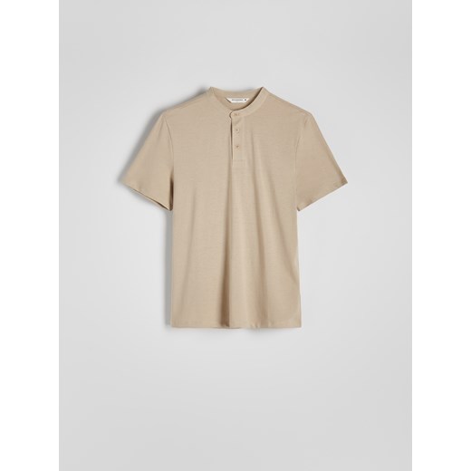 Reserved - Koszulka polo regular ze stójką - beżowy ze sklepu Reserved w kategorii T-shirty męskie - zdjęcie 180228498