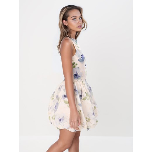Mohito - Sukienka mini w fioletowe kwiaty - błękitny ze sklepu Mohito w kategorii Sukienki - zdjęcie 180233178