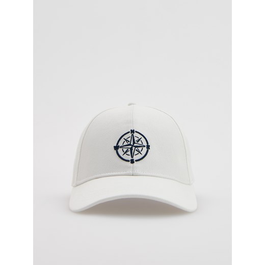 Reserved - Czapka baseball z haftem - biały ze sklepu Reserved w kategorii Czapki z daszkiem męskie - zdjęcie 180233837