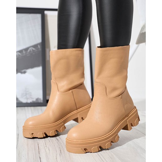 Royalfashion Damskie wsuwane botki z ociepleniem w kolorze camel Mekira ze sklepu royalfashion.pl w kategorii Botki - zdjęcie 180251418
