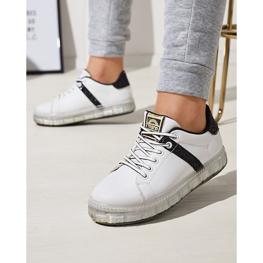 Royalfashion Sportowe buty damskie w kolorze białym z czarnymi wstawkami Asxa ze sklepu royalfashion.pl w kategorii Trampki damskie - zdjęcie 180252368
