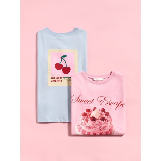 Reserved - T-shirt regular z nadrukiem na plecach - jasnoniebieski Reserved S Reserved