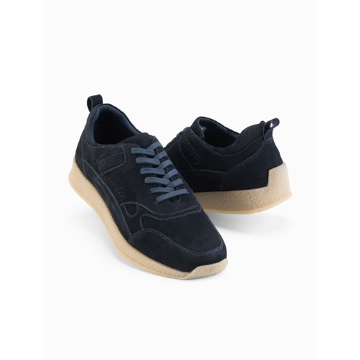 Lekkie męskie sneakersy zamszowe w stylu sportowym – granatowe V2 OM-FOSL-0205 ze sklepu ombre w kategorii Buty sportowe męskie - zdjęcie 180260839