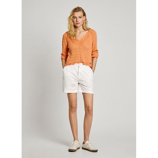 Pepe Jeans Szorty chino &quot;Vania&quot; - Regular fit - w kolorze białym ze sklepu Limango Polska w kategorii Szorty - zdjęcie 180270457