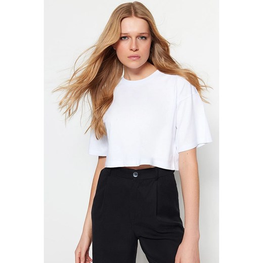 trendyol Koszulka w kolorze białym ze sklepu Limango Polska w kategorii Bluzki damskie - zdjęcie 180273137