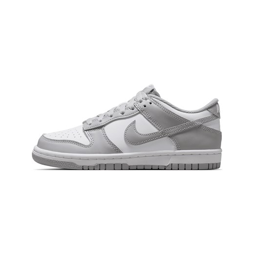 Buty dla dużych dzieci Nike Dunk Low - Biel ze sklepu Nike poland w kategorii Buty sportowe dziecięce - zdjęcie 180274696