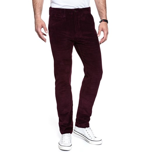 LEVI’S 502 REGULAR TAPER MĘSKIE SPODNIE SZTRUKSOWE SZTRUKS RED 521630010 ze sklepu YouNeedit.pl w kategorii Spodnie męskie - zdjęcie 180289517