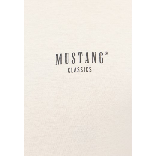 Męski T-shirt MUSTANG Austin KOSZULKA NADRUK LOGO Light Gray 1015828 3003 Mustang XL YouNeedit.pl