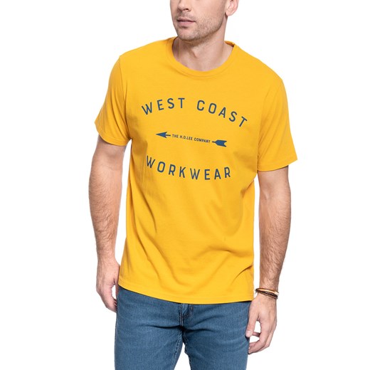 T-SHIRT MĘSKI LEE WORKWEAR TEE REGULAR FIT GOLDEN YELLOW L60BFENF 112113248 ze sklepu YouNeedit.pl w kategorii T-shirty męskie - zdjęcie 180292738