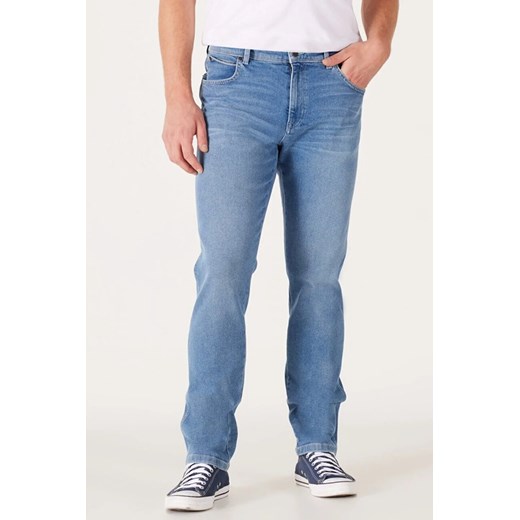 WRANGLER TEXAS SLIM MĘSKIE SPODNIE JEANSOWE BLUE MOON W12SU8392 ze sklepu YouNeedit.pl w kategorii Jeansy męskie - zdjęcie 180293377