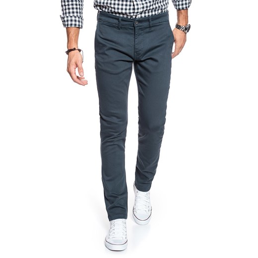 MUSTANG SPODNIE MĘSKIE BeFlex Chino Total Eclipse 1009076 5226 Mustang W32 L34 YouNeedit.pl