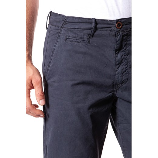 KRÓTKIE SPODENKI WRANGLER CHINO SHORTS NAVY W14MLL49I Wrangler W32 YouNeedit.pl